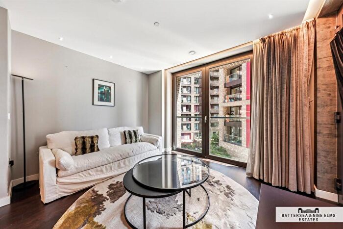 1 Bedroom Apartment For Sale In Glacier House, The Residence, SW11