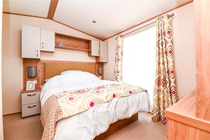 2 Bedroom Park Home For Sale In Beech, Hoburne Bashley Holiday Park, New Milton, Hampshire, BH25