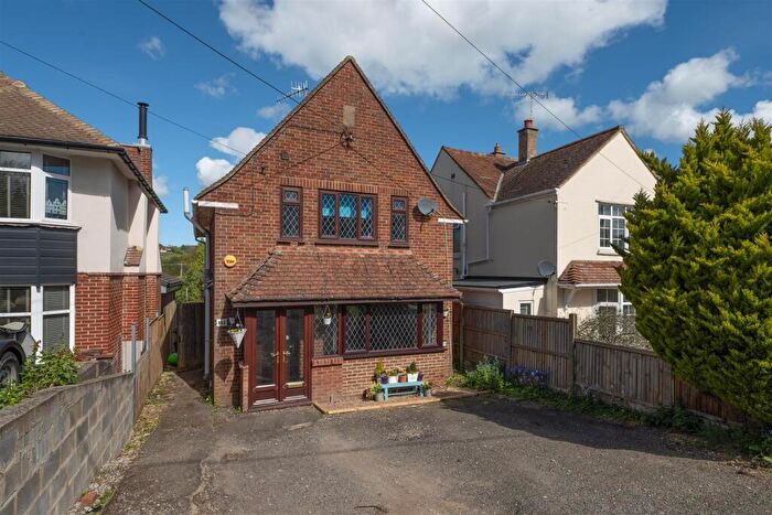 3 Bedroom Detached House For Sale In Ashford Road, Canterbury, CT1
