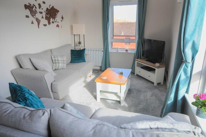 1 Bedroom Apartment For Sale In Allenview Road, Wimborne, BH21