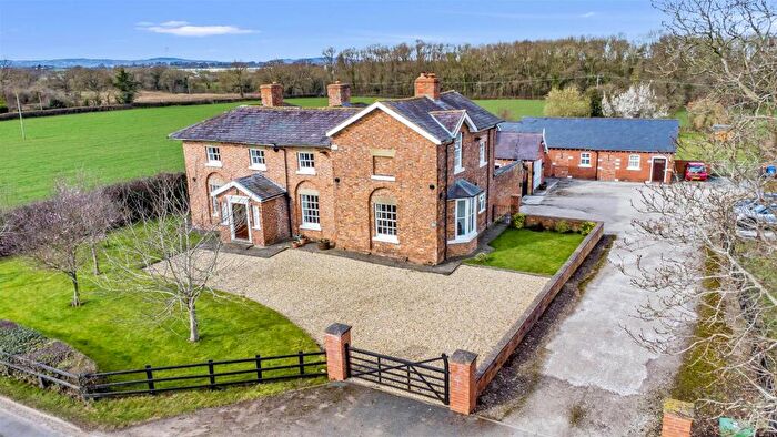 4 Bedroom Detached House For Sale In Pickhill, Cross Lanes, LL13