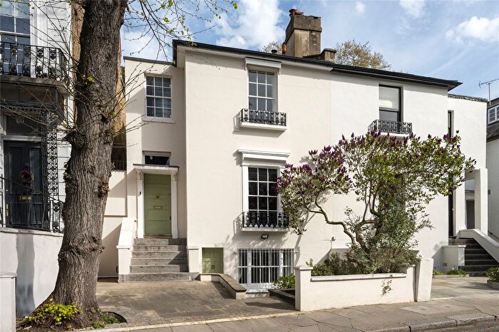 4 Bedroom Semi Detached House For Sale In Newton Road, London, W2