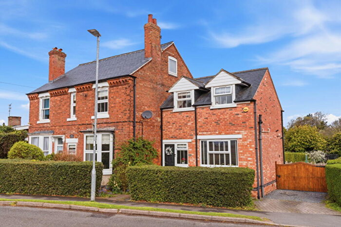 4 Bedroom Semi-Detached House For Sale In Whatton Road, Kegworth, DE74