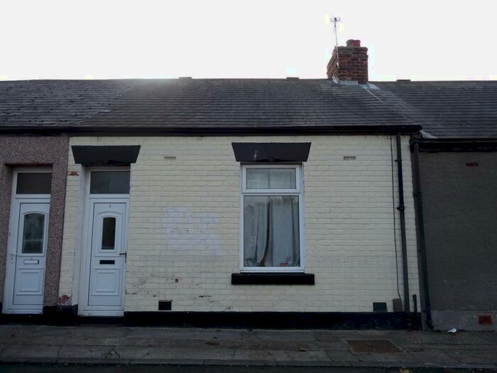 2 Bedroom Cottage To Rent In Earl Street, Sunderland, SR4