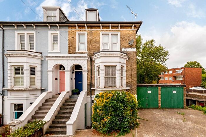1 Bedroom Flat For Sale In Cambridge Road South, Chiswick, London, W4