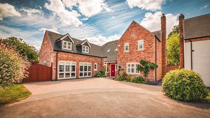 5 Bedroom Detached House For Sale In Trent Lane, Newton Solney, Burton-On-Trent, DE15
