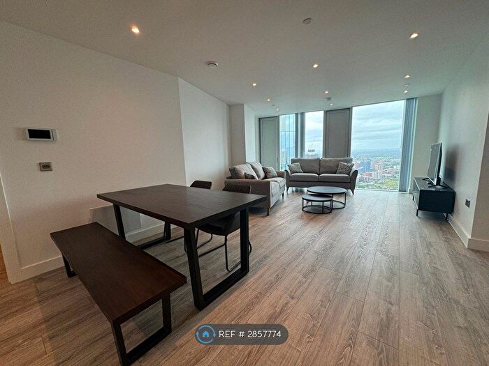 2 Bedroom Flat To Rent In Silvercroft St, Manchester, M15