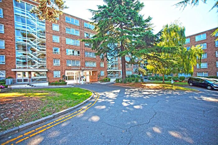 3 Bedroom Flat To Rent In High Mount, Station Road, Hendon, NW4