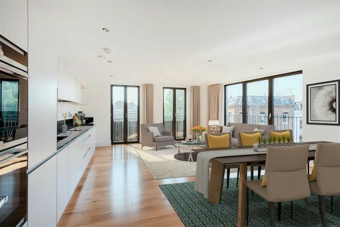 2 Bedroom Flat To Rent In Faraday Road, London, W10