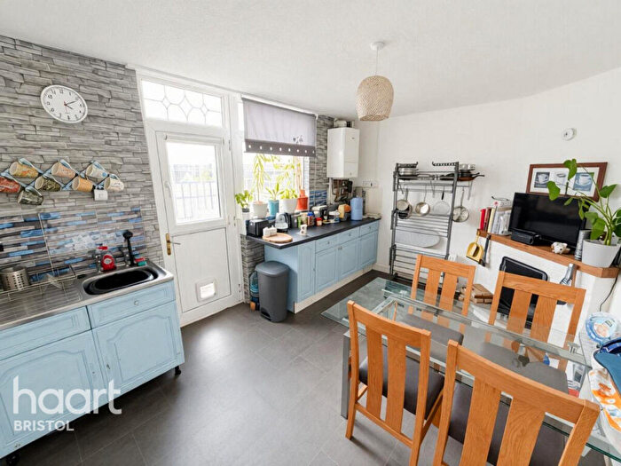 3 Bedroom Terraced House For Sale In Novers Park Drive, Bristol, BS4