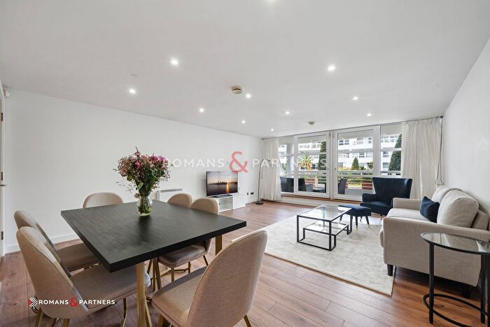 1 Bedroom Flat To Rent In Pierhead Lock, Canary Wharf, E14