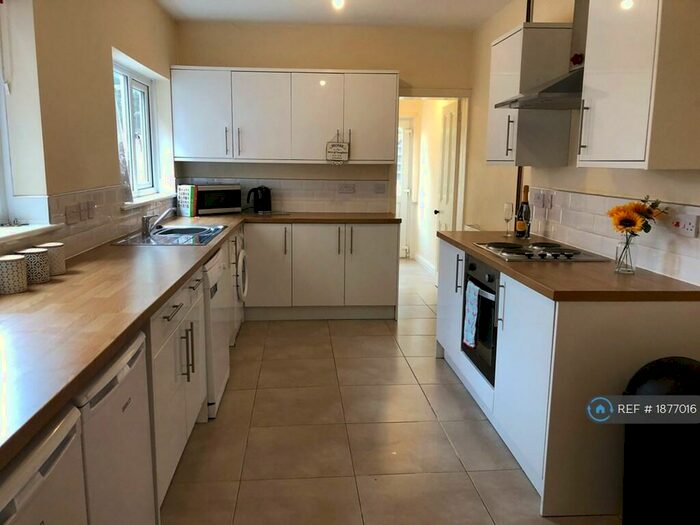 5 Bedroom Terraced House To Rent In Oxford Gardens, Stafford, ST16