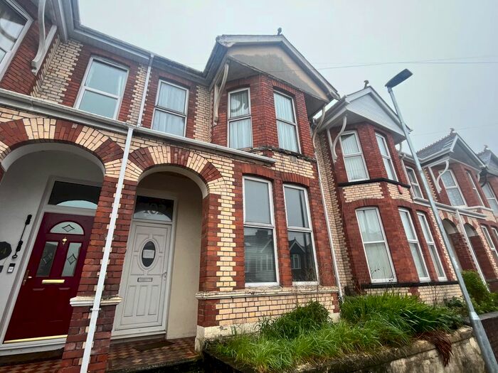 2 Bedroom Flat To Rent In Ladysmith Road, Plymouth, PL4