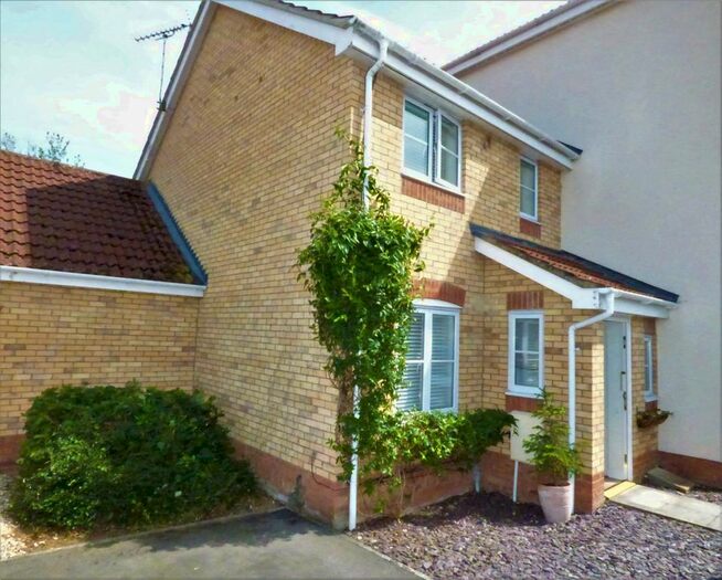 2 Bedroom End Of Terrace House To Rent In Elder Crescent, Andover, SP10