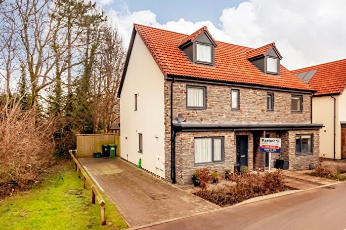 4 Bedroom Semi-Detached House For Sale In Mayors Road, Claverham, BS49