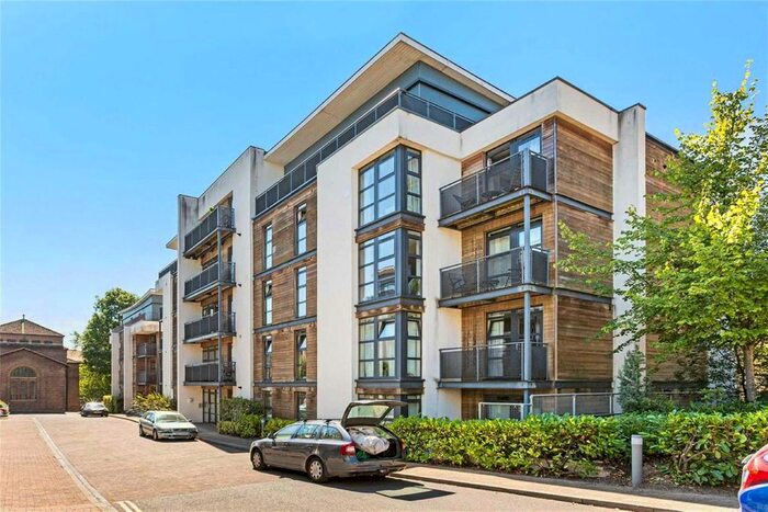 1 Bedroom Flat To Rent In Scott Avenue, London, SW15