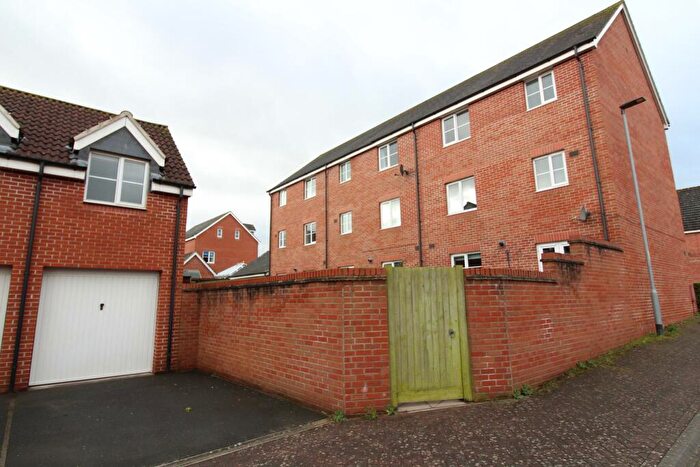 4 Bedroom Terraced House To Rent In Cider Mill Court, Hereford, HR2