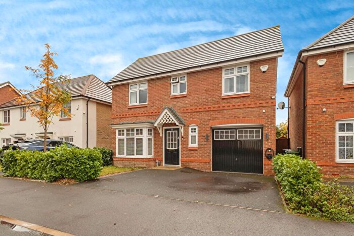 3 Bedroom Detached House For Sale In Newhaven Road, Stockport, Greater Manchester, SK5