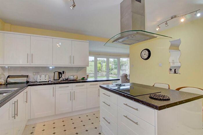 3 Bedroom Bungalow For Sale In Vale Leaze, Little Somerford, SN15