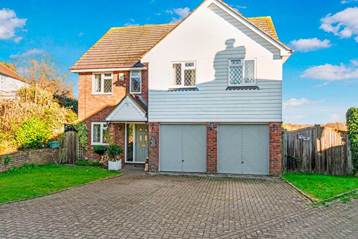 4 Bedroom Detached House For Sale In Benenden View, Standen Street, Iden Green, Benenden, Cranbrook, Kent., TN17