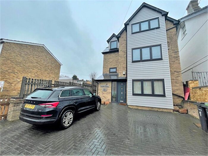 1 Bedroom Flat To Rent In Wrotham Road, Terance House, DA11