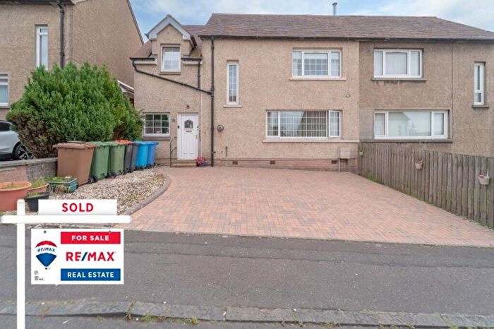 3 Bedroom Semi-Detached House For Sale In Ladeside Road, Blackburn, EH47