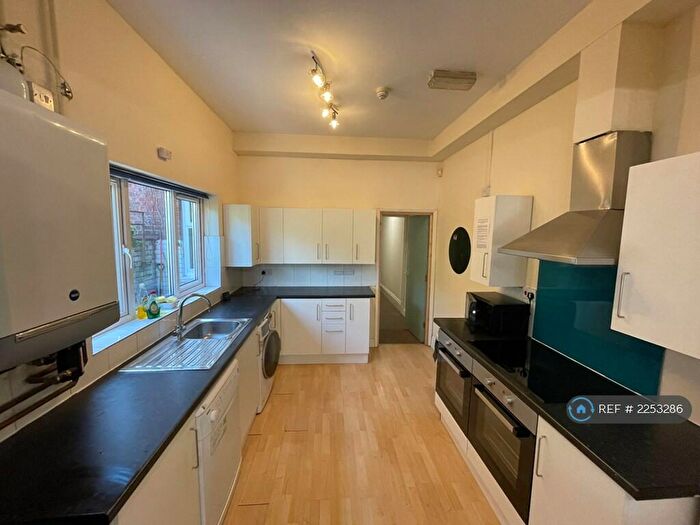 7 Bedroom Terraced House To Rent In West Parade, Lincoln, LN1