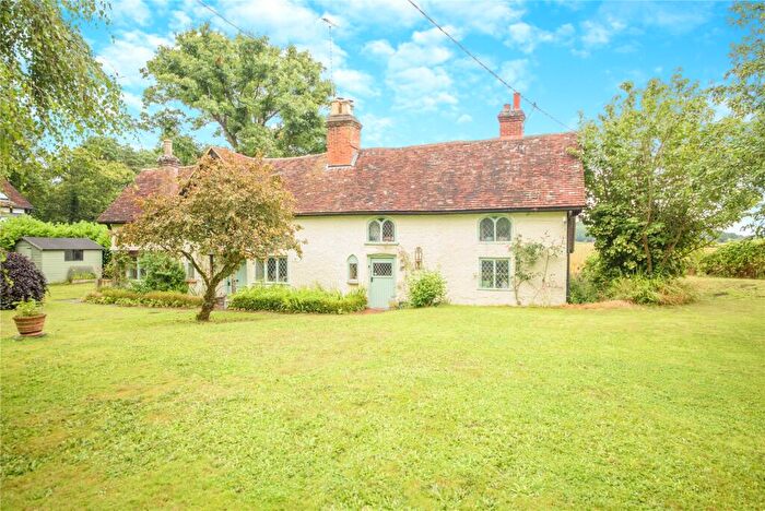 5 Bedroom Detached House For Sale In The Reeds, Frensham, Farnham, Surrey, GU10