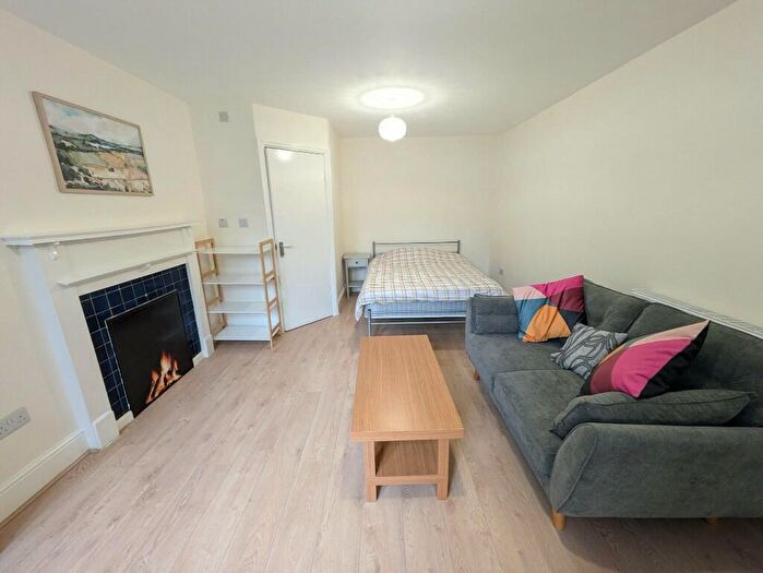 Studio To Rent In Flat, Upper Brook Street, Manchester, Greater Manchester, M13