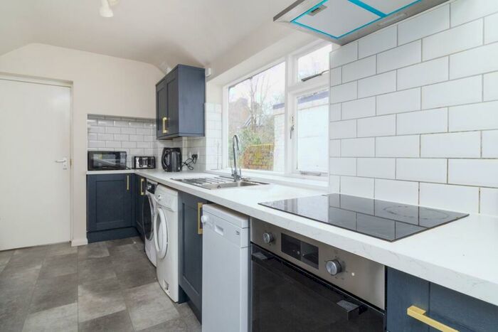 3 Bedroom Terraced House To Rent In Havelock Street, Canterbury, CT1