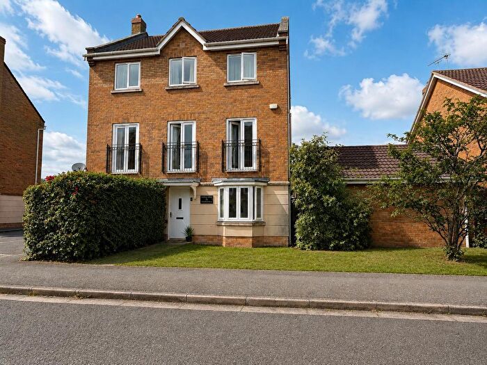 4 Bedroom Detached House For Sale In Reedland Way, Hampton Vale, Peterborough, PE7