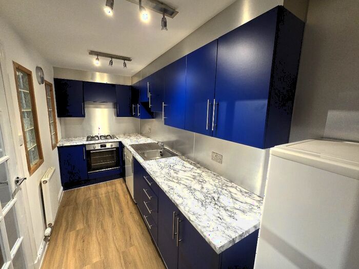 2 Bedroom Flat To Rent In Great Northern Road, Woodside, Aberdeen, AB24