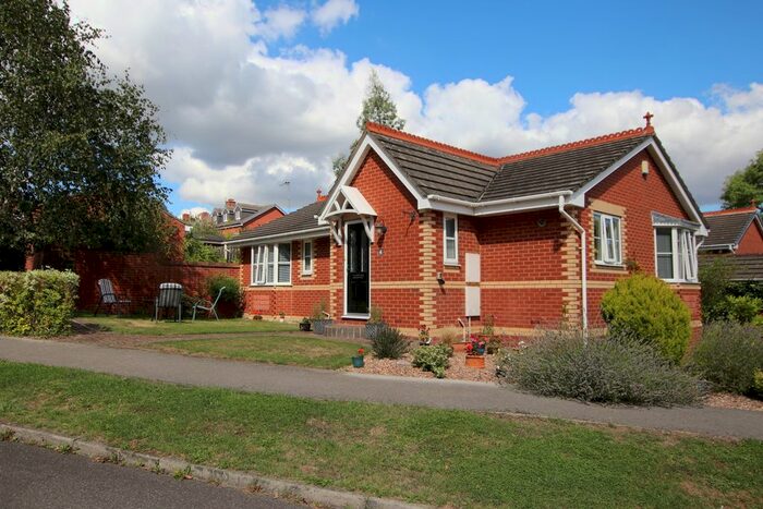 3 Bedroom Detached Bungalow For Sale In Nether Royd View, Silkstone Common, Barnsley, S75