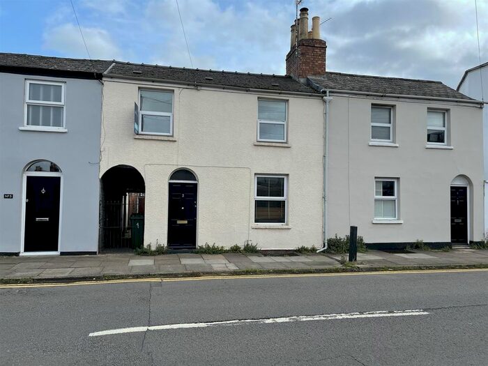 3 Bedroom Terraced House To Rent In All Saints Road, Cheltenham, GL52