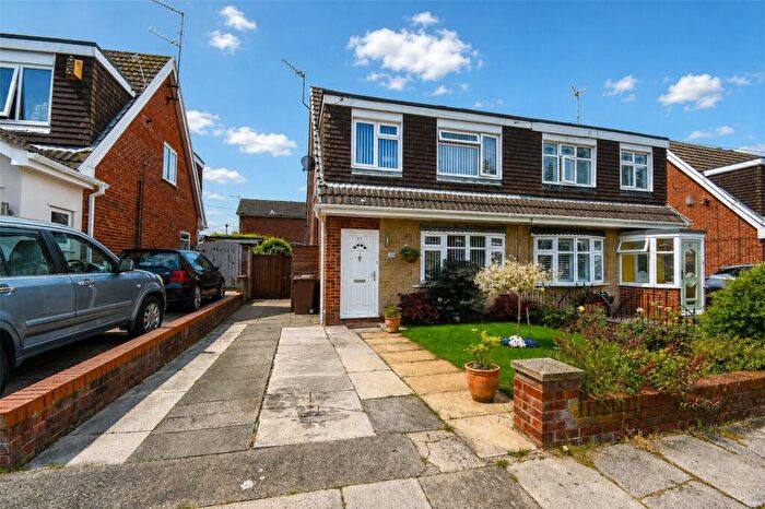 3 Bedroom Semi-Detached House For Sale In Kingfisher Way, Saughall Massie, Wirral, CH49