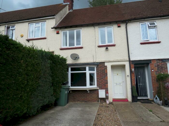 3 Bedroom House To Rent In Beaumont Road, Maidstone, ME16