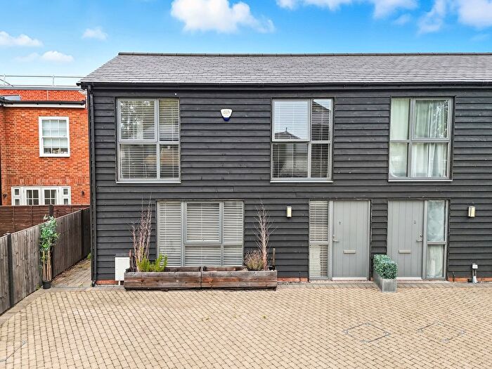 3 Bedroom Semi-Detached House For Sale In Kitchener Mews, Chase Side, Enfield, EN2