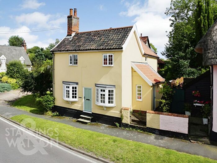 2 Bedroom Detached House For Sale In The Street, Rickinghall, Diss, IP22