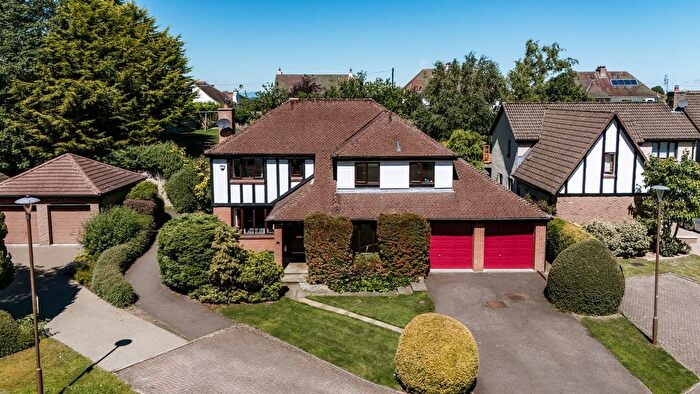 5 Bedroom Detached House For Sale In Colmestone Gate, Edinburgh, EH10
