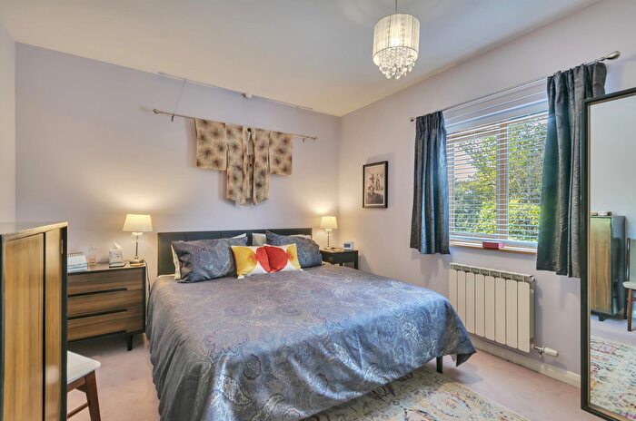 3 Bedroom Bungalow For Sale In Llwyn Y Garth, Llanfyllin, SY22 - Photo 8