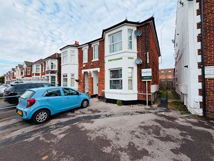 1 Bedroom Property To Rent In Leigh Road, Eastleigh, SO50