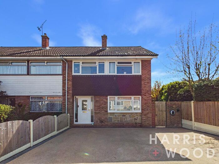 3 Bedroom End Of Terrace House For Sale In Wilmington Road, Colchester, Essex, CO4