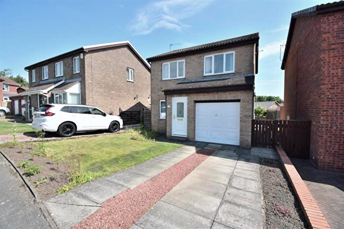 3 Bedroom Detached House For Sale In Ramsay Drive, Ferryhill, DL17