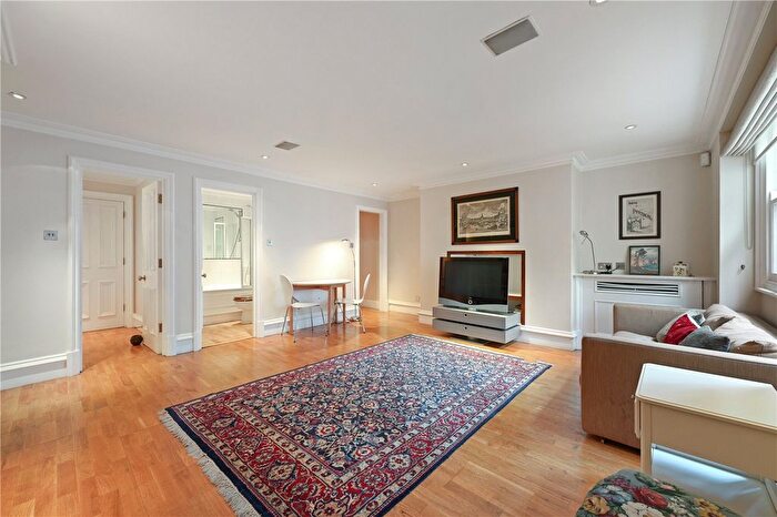 1 Bedroom Studio To Rent In Ladbroke Square, London, W11