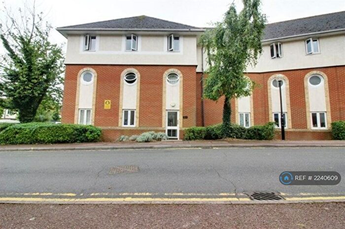 1 Bedroom Flat To Rent In Hatfield, Hertfordshire, AL10