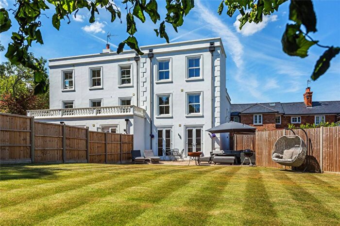 4 Bedroom Semi-Detached House To Rent In Woking Road, Jacob's Well, Guildford, Surrey, GU4