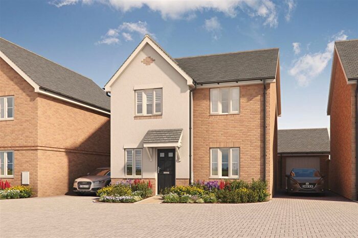 4 Bedroom Detached House For Sale In Orchard Drive, St Albans, AL2