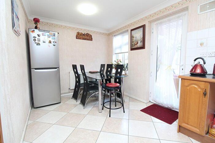 3 Bedroom Terraced House For Sale In Proctor Close, Kempston, MK42