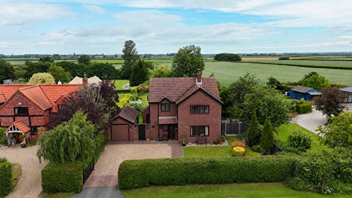 3 Bedroom Detached House For Sale In School Lane, Springthorpe, DN21