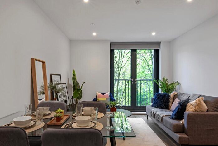2 Bedroom Flat To Rent In , Castle Street, Bristol, BS2